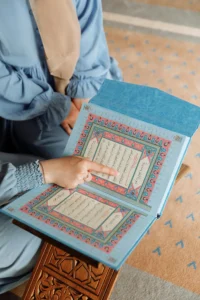 Online Hadith Course Exploring Varied Topics: A Survey of Islamic Studies Short Courses for adults Offerings
